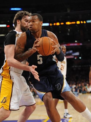 从国内球员 从国内球员